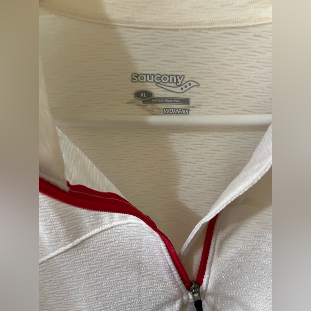 Saucony Ladies Shirt xl - Picture 2 of 4